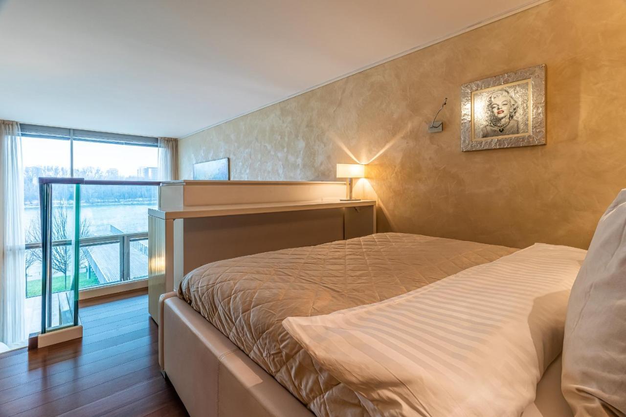 Luxury With Danube River View Pressburg Exterior foto
